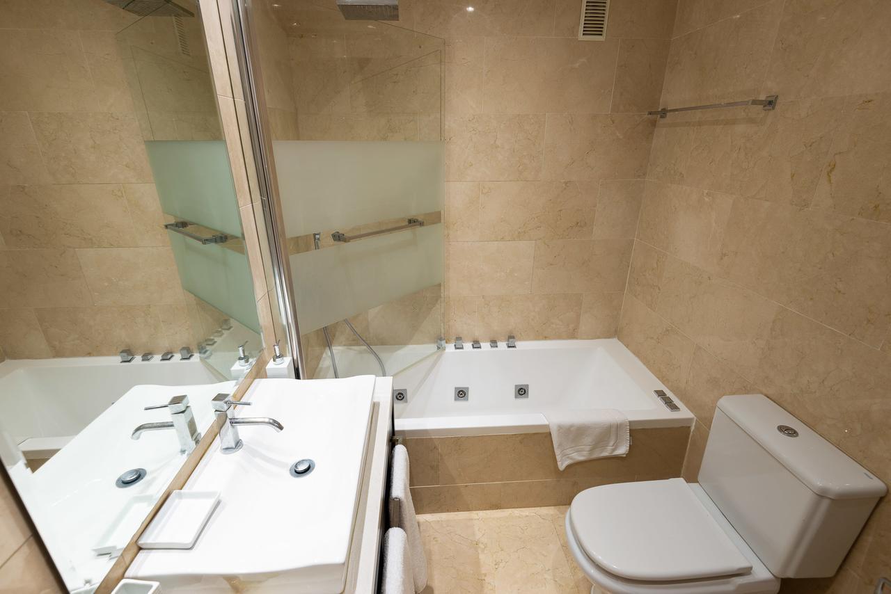 Vacation Marbella I Brand New Terrazas De Banus Apt, 24-7 Security, A Minute From The Marina, The Sea And Luxury Shopping Εξωτερικό φωτογραφία