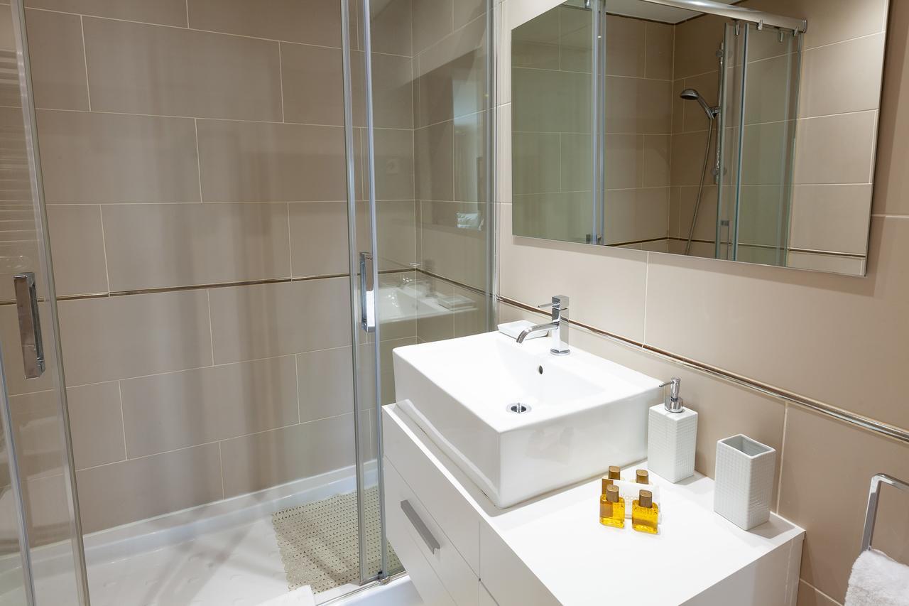 Vacation Marbella I Brand New Terrazas De Banus Apt, 24-7 Security, A Minute From The Marina, The Sea And Luxury Shopping Εξωτερικό φωτογραφία